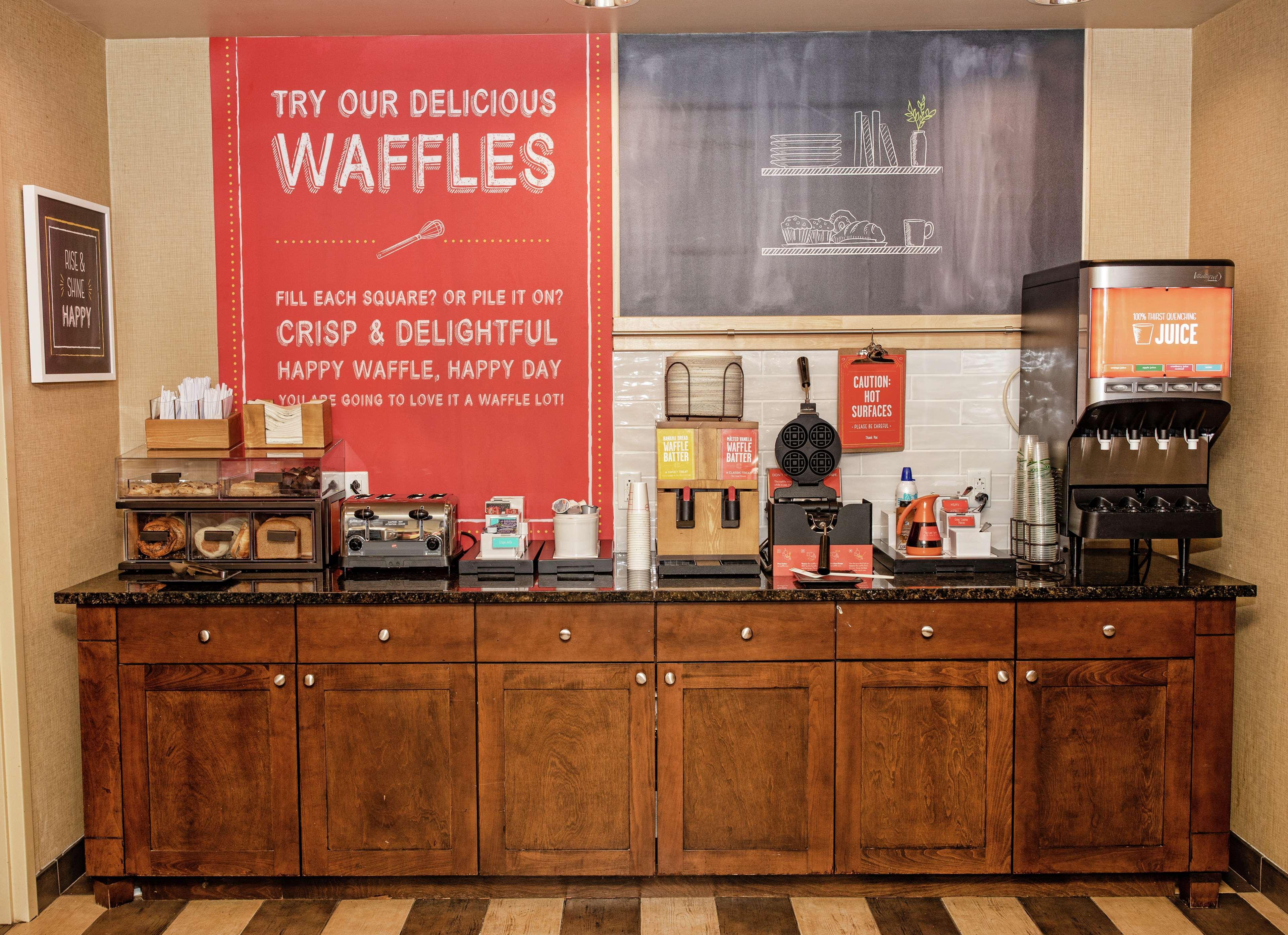 Hampton Inn Winfield Tucker Luaran gambar