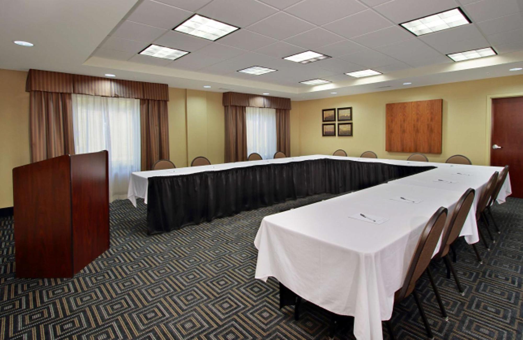 Hampton Inn Winfield Tucker Luaran gambar