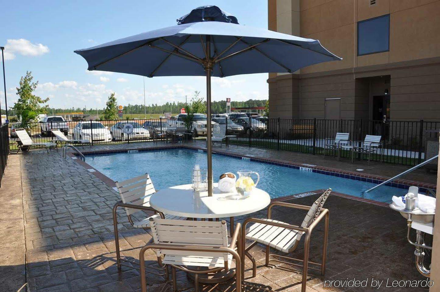 Hampton Inn Winfield Tucker Luaran gambar